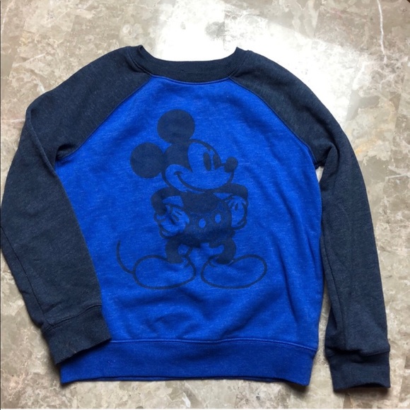 Pullover sweatshirt bundle - Picture 3 of 4